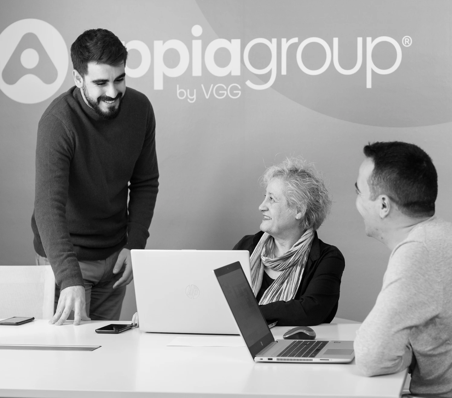 Home 44 Mobile 3 | APPIAGROUP.IO